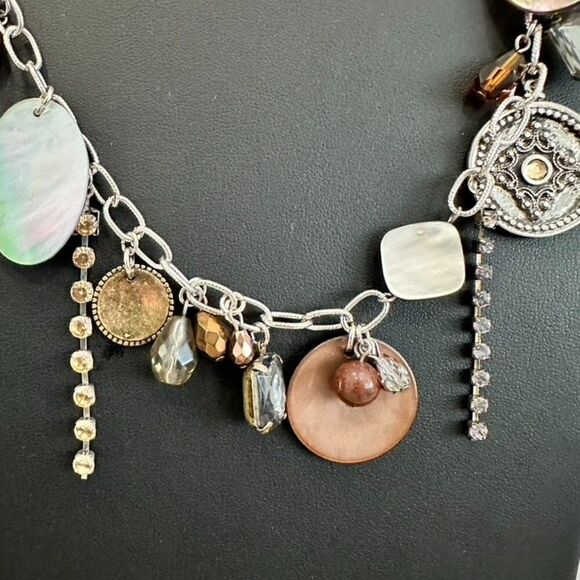 Chico's Long Chain Link Charm Rhinestone Shell Bead Statement Necklace - Picture 3 of 8